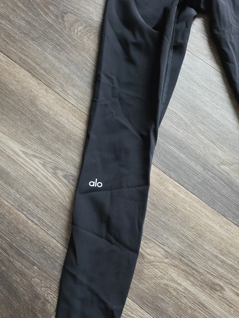 ALO Yoga leggings form high